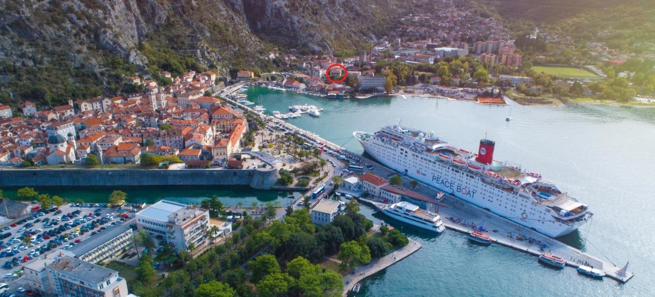 Old Kotor Apartment Exterior photo